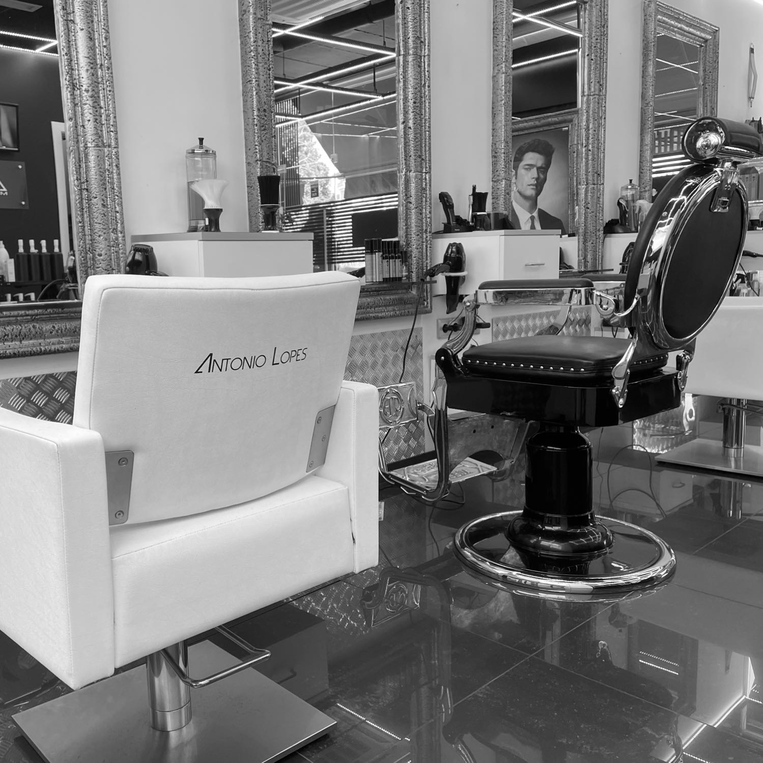 Espaço interior António Lopes: cabeleireiro, barbearia e estética masculina